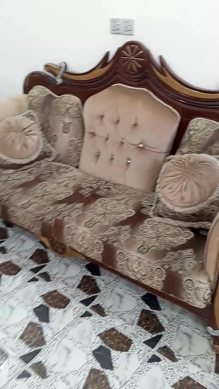 *********** للبيع
