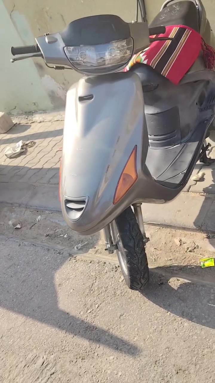 سلام عليكم دراجه فراشه دراجه كل نقص مابيها دراجه كهربائيات كله شغال دراجه شلعه ومعدل فول دراجه نضافه فول دراجه مامفتوحه دراجه حلوه نضيفه دراجه كل نقص مابيها السعر 600 وبيها مجال المكان نجف الرقم ***********
