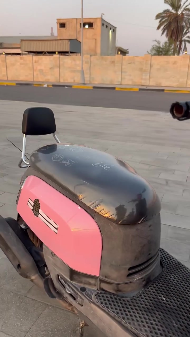 سلام عليكم دراجه البيع نوع بوليس نوزل ما مفتوحه كفاله عامه سعر850 بيه مجال عنوان بصره تواصل فقط رقم تصال ***********1
