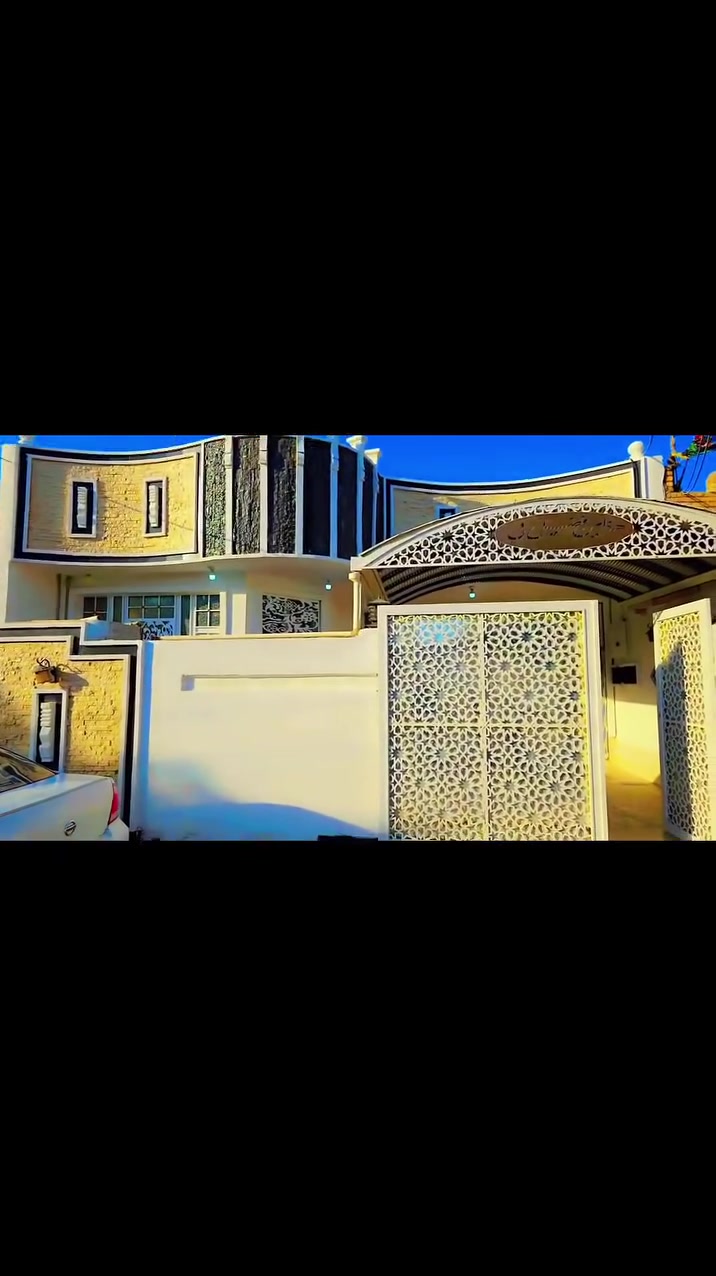بيت للبيع مساحه ٢٠٠م كوت حي الحكيم قرب بيت خليفه يبعد عن الشارع ١٠٠م التفاصيل غرفتين وصاله ومطبخ واستقبال وصحيات داخليه وخارجيه البناء طابوك السعر ٧٨ مليون وبي مجال للاستفسار مراجعه دلاليه احمد السعيدي *********** ***********
