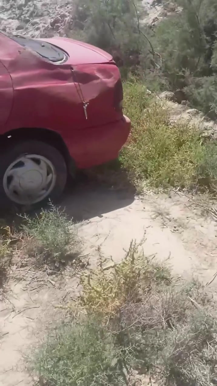 سلام عليكم النترا دمعة جاهزه مكينه وكير كورلا جدد شرط مشط وباور جدد حدادية كهربائيات كلهه شغالة جام كله شغال ابيع تفصيخ وابيع تسقيط كلهه وابيع بس المكينة والكير وحدهن والرقم وحده شنو اليناسبني ابيع بيه سيارة فقط نتجت على جهة السايق عندي وبس قمارتهه تأذت وتسمكر لليريد يعمرهه وللتواصل اتصل ع رقم ***********
