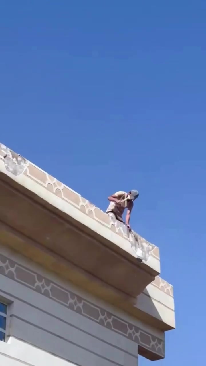 ديكورات داخلية • عوازل أسطح • أصباغ مغربي