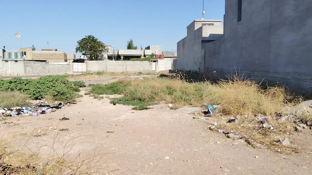 قطعة ارض للبيع كفاح الشمالي قريب على التربية تلعفر مساحته 290 متر 
 ماء كهرباء موجود
  اتصال على رقمي ***********
