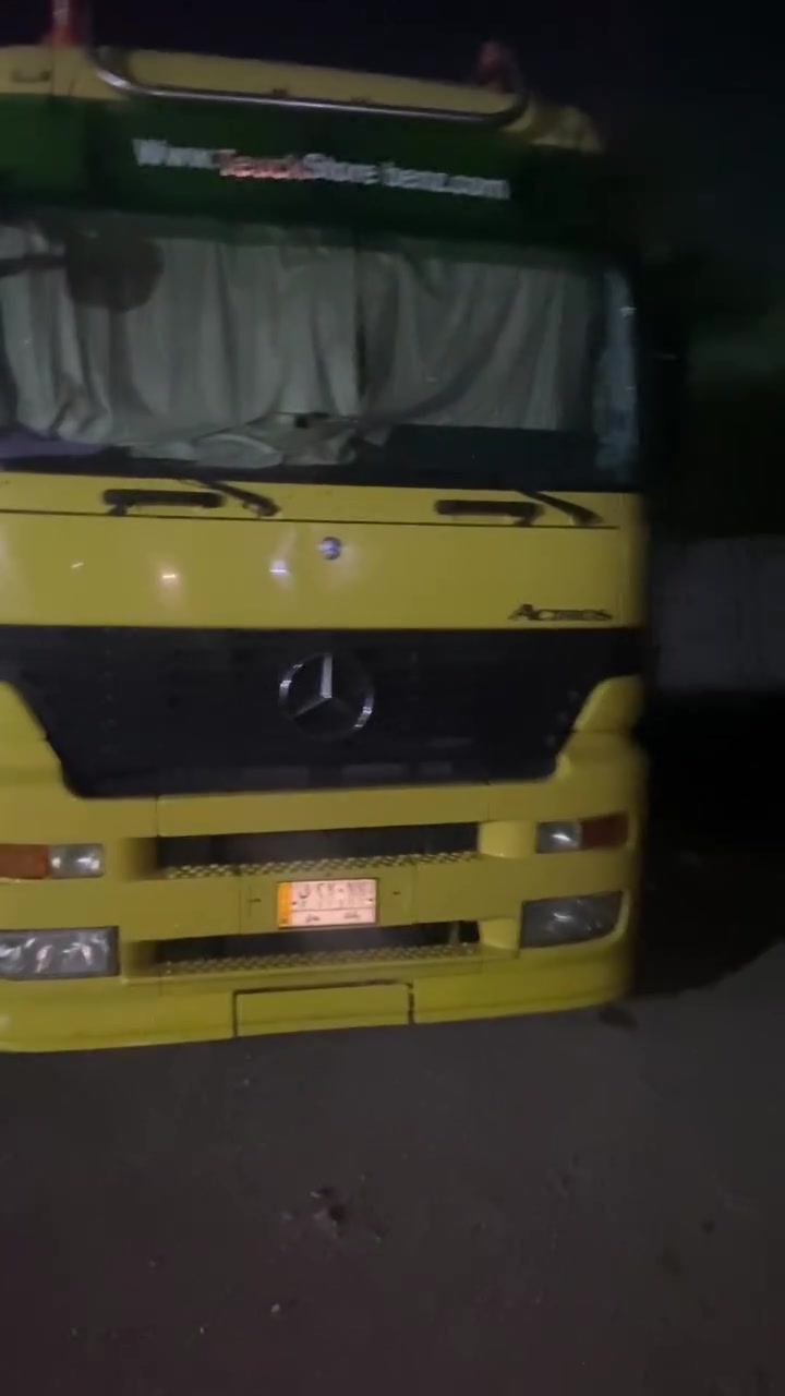 سلام عليكم
اكتروز موديل 2001 
مسجله صهريج 
كبر محرك شاصي كفاله 
قماره بيه لربع لورء سايق صبغ 
سنويه مامنتهيه رقم بغداد تستلم رقم نكليزي 
خارج داخل مابيه نقص برغي
لسياحي لامامي موزين بس 
تخم تاير جديد جديد 
سعر 250 
باسمي مكان تاجي 
لحجم 1843 لحجم موضوع يابه 
جانبو جانبو 

‭***********‬ رحمه لوالديكم جماعت لتعاليل لا دكون لان والله ما تشترون
