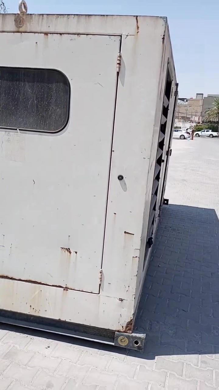 السلام عليكم كاتم فارغ للبيع مكان النجف ***********
