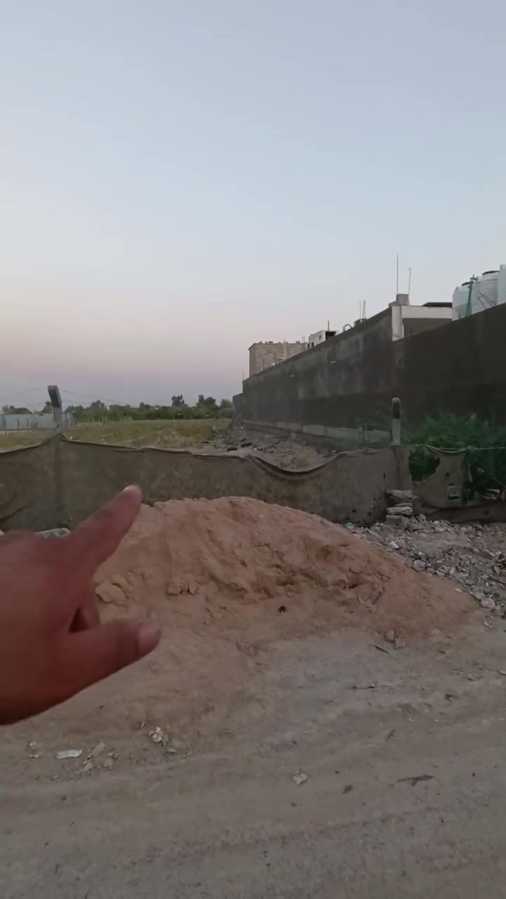 اسلام عليكم قطعت أرض مساحه 650متر واجها 10باقي نزال خاف طريق زوار سعرها مناسب كلش لا ستفسار عمار الحسناوي ***********
