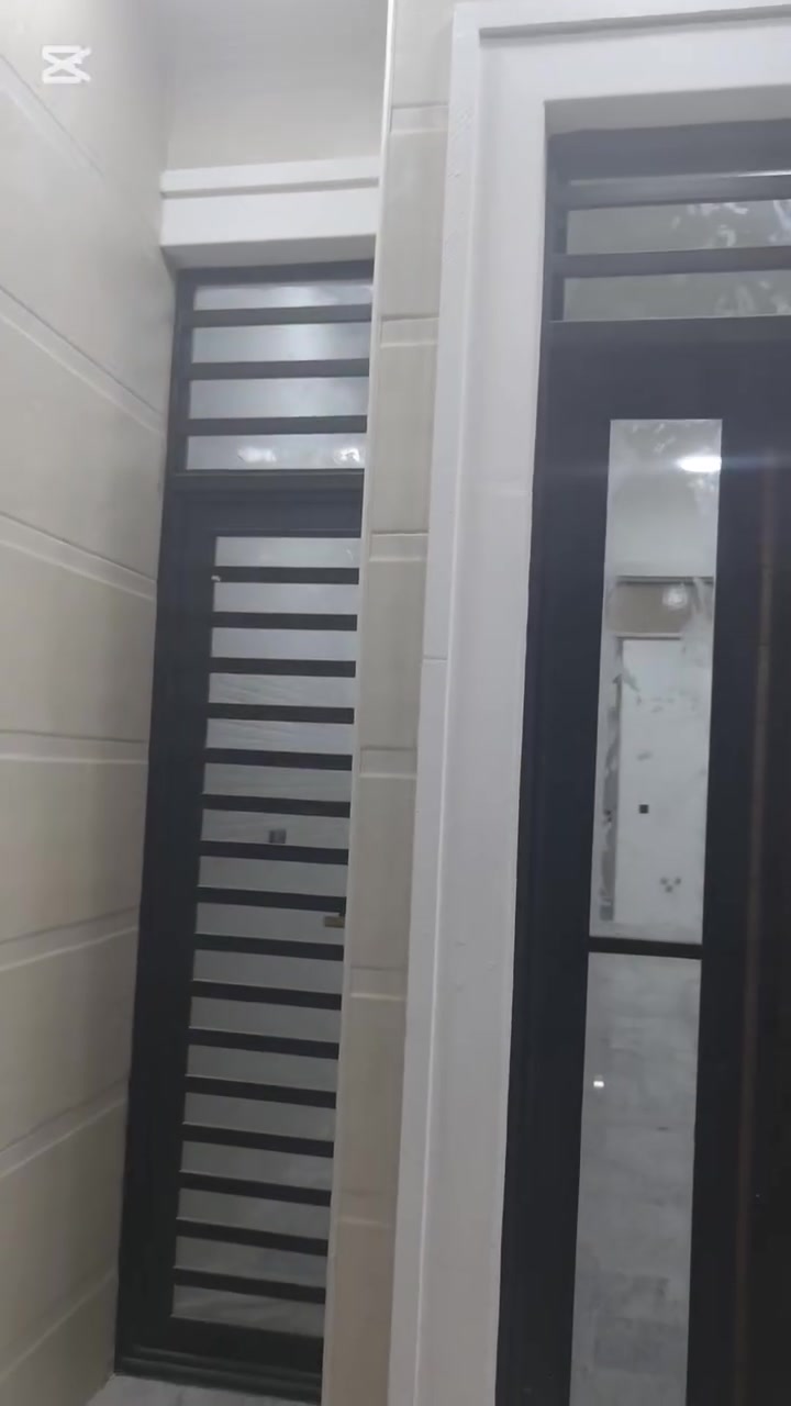 🏠مشتمل للبيع المساحة 80 م🏠 

واجهه / 4

نزال :20م                (فول 🔑)
طابو ملك صرف 

استقبال وحولي مطبخ وخدمات وغرفه جوه 
وفوك  2 غرفتين وخدمات 
  

(بناء حديث )🏠 2026

📍العنوان🏠/ حي اور قرب صباح الخياط  

***********  
يباع المشتمل خارج المنصه لان مفتوح بي بيان
