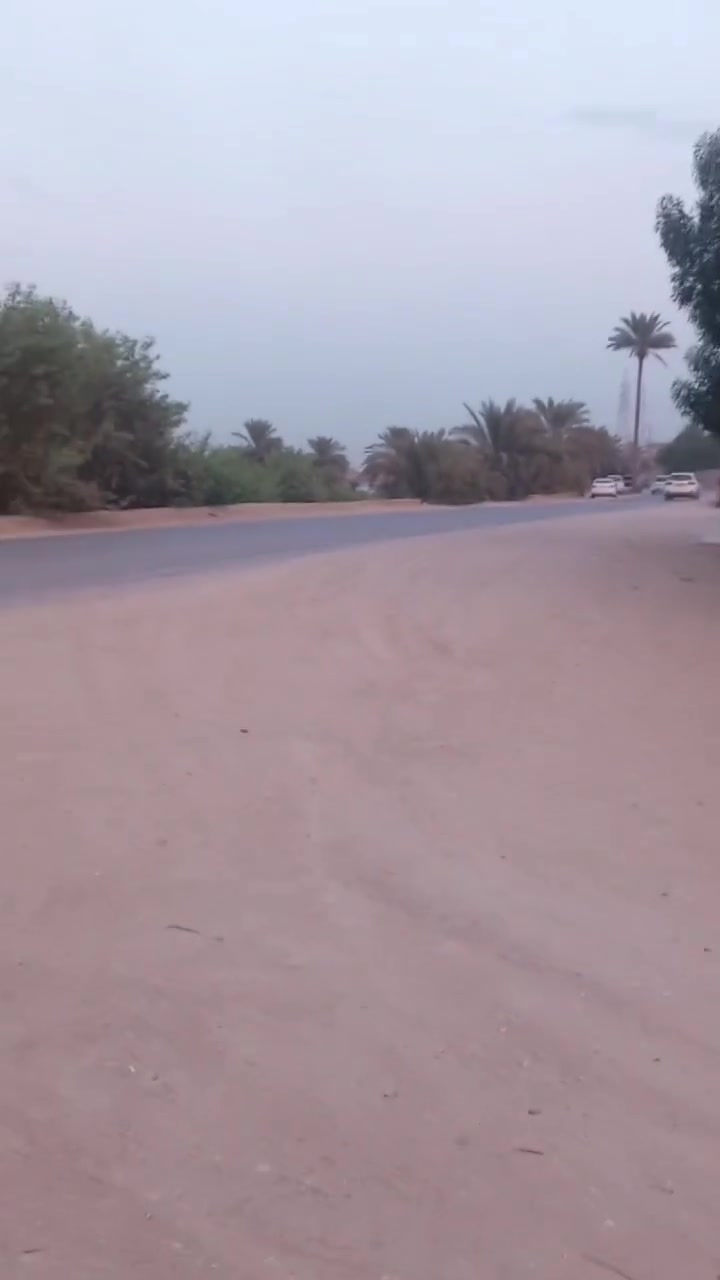 بل نزله • ٢١٠م • تبليط ناقص