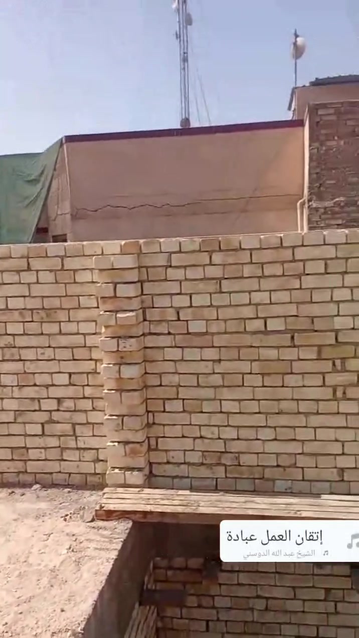 سلام عليكم خلفه بناء مصري شغل درجه اولى تسليم مهندس ***********
