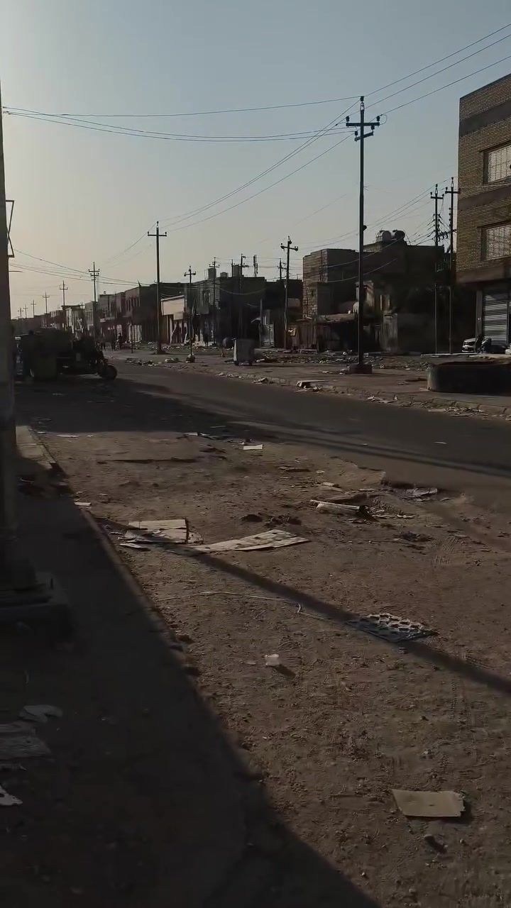 السلام عليكم دار للبيع طابو صرف 
منطقة الثورة خلف مجمع العائلة
المساحة 225 باقي تفاصل في الفيديو
واتساب *********** للاستفسار
