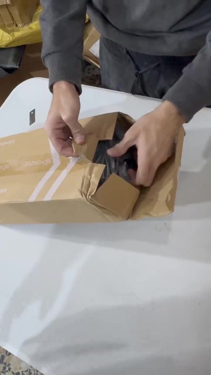 غراض تيسلا للبيع انطي راسل وتدلل
منشور رقم 7
