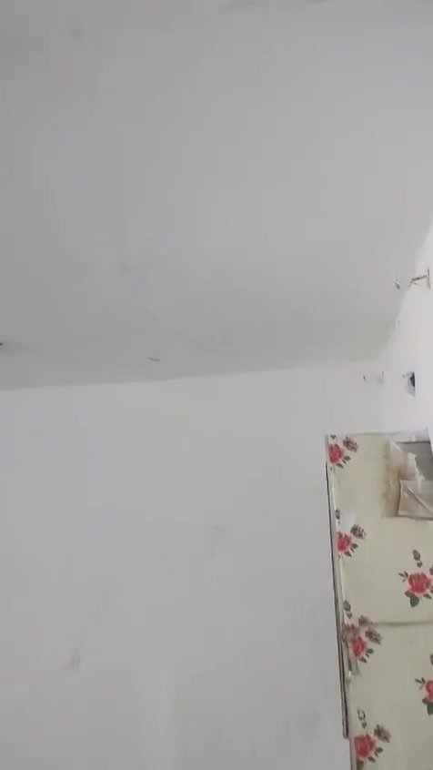 يا الله بيت للبيع حي الانصار منطقة اليمنى شارع 15 المؤدي إلى الكراج الجنوبي نظافة وسط سعر مناسب مساحه 120م للمزيد من المعلومات الاتصال *********** او مراجعة مكتب املاك للعقارات
