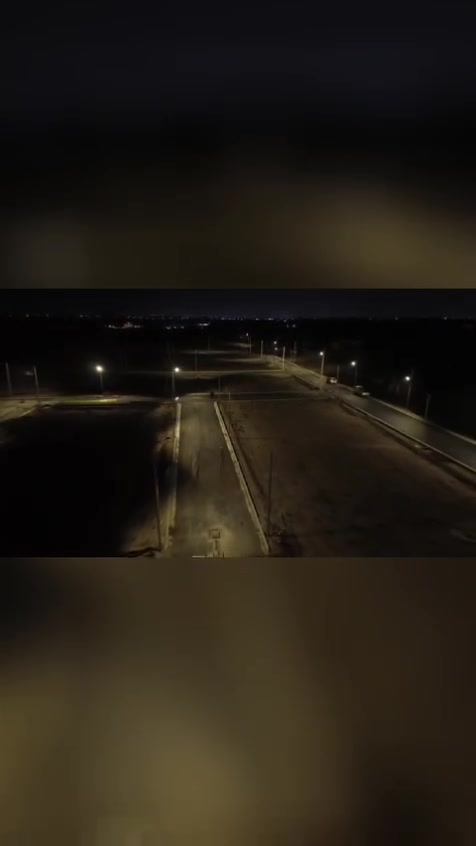 يوجد لدينا قطع أراضي زراعي سند ٢٥ المساحات 100m فما فوق كافه الخدمات السكنية ماء مجاري كهرباء تبليط للاستفسار والطلب *********** Mohammed 
 العنوان : المحمودية حي بدر شارع خط النفط
