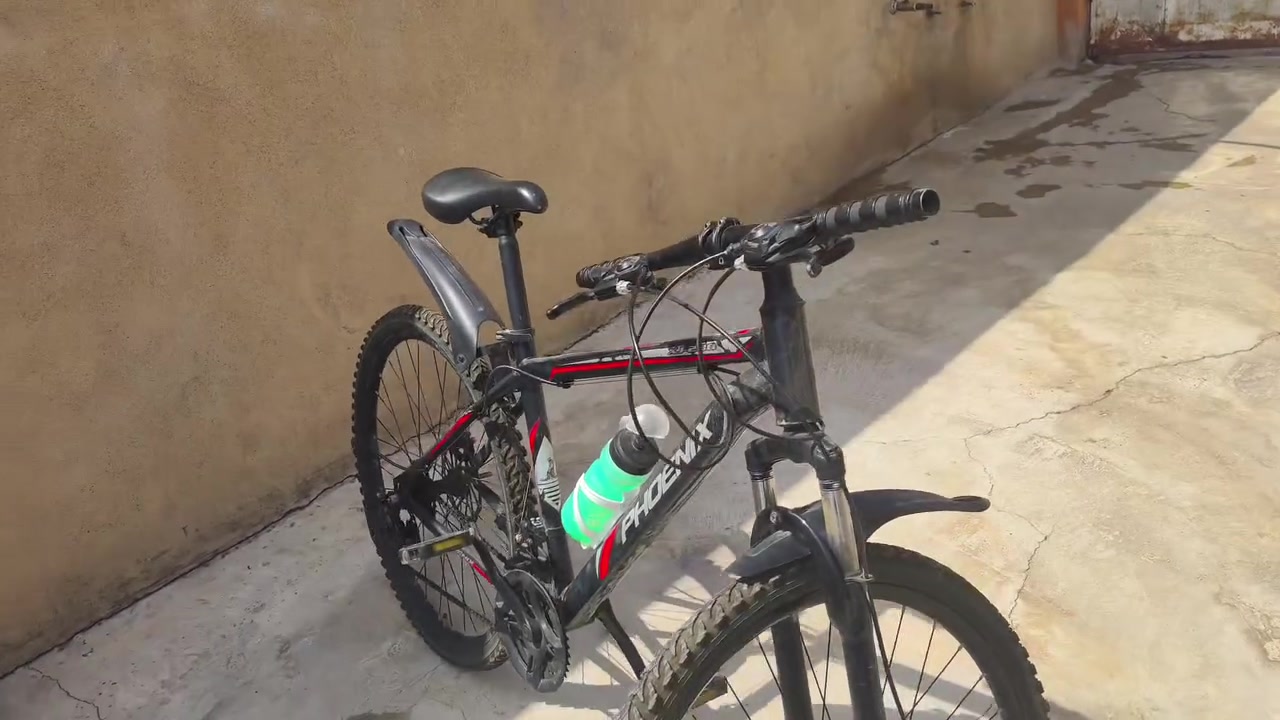 بايسكل Phoenix جبلي حجم 26 للبيع 🚲
نظيف - جاهز للاستخدام - مع مطرة ماء
السعر 80 ألف وبيها مجال
المكان: الموصل الرشيدية 
للتواصل على الخاص
‏‪***********‬‏
