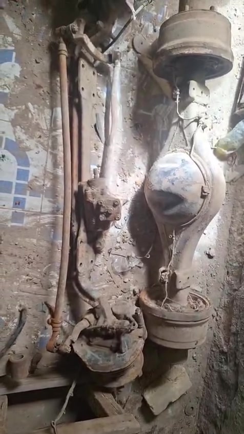 السلام عليكم اخوانة اهل الكروب دنكير +اكسل تيوتا  14 موحد مع ويلات 14 عدد 5 
الدنكير وياه الجعمقة والكصبة نظيف دسك مو بنز والكسل نظيف مابي اسم ونة. السعر مليون و200 الف وبي مجال استفسار ***********
