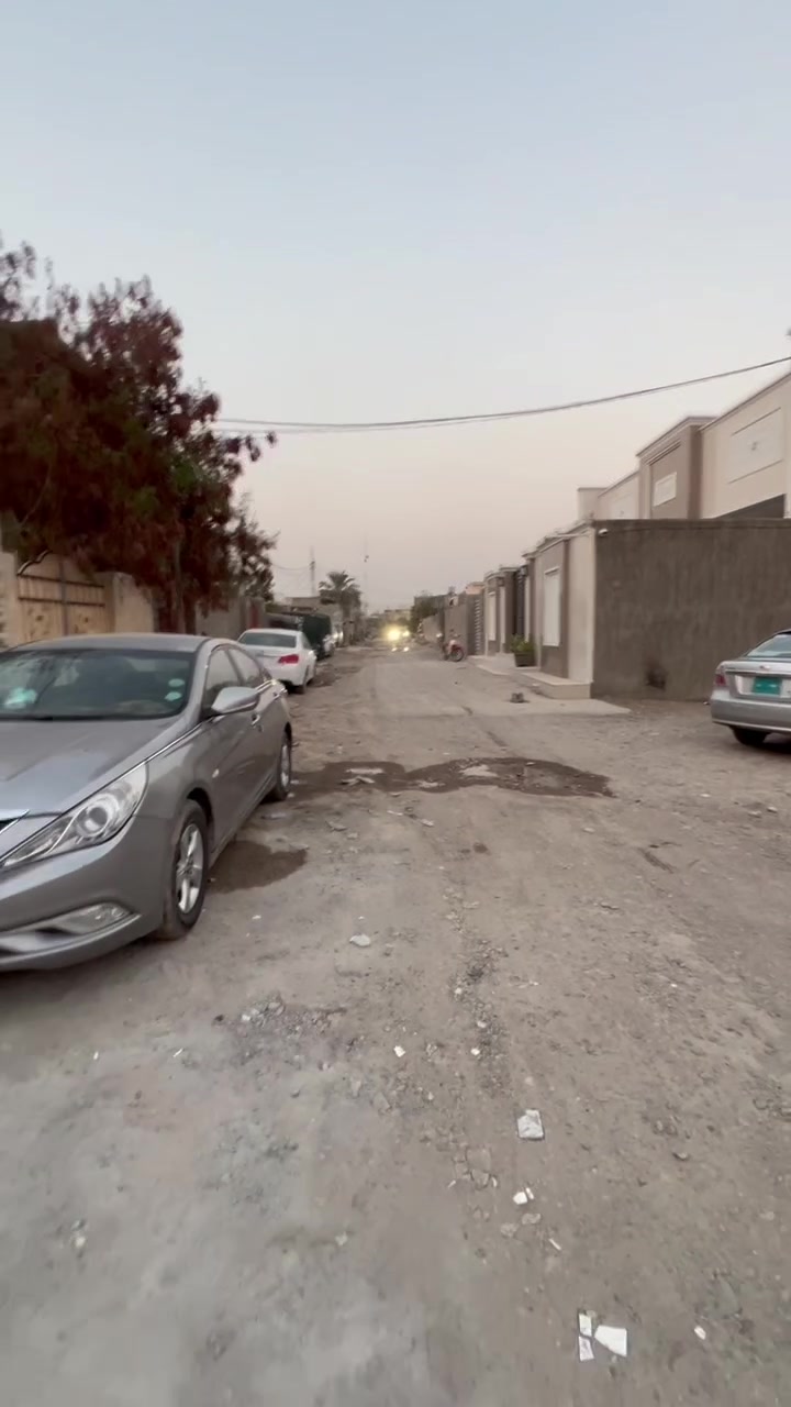 مشتمل 135متر
سند زراعي تحويل مباشر 

الموقع🏳️حي الأمير قريب من حسن حتروش 

تبليط +ماء+كهرباء 

طابقين 
تابع الفديو للأخير 

السعر ممتاز جدا 

كل العليك الاتصال👇
***********/واتساب 
***********/اتصال 
#عقار #استثمار #بلد #مشتملات#عقارمناسب
