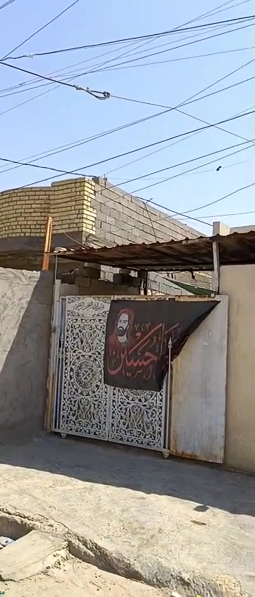 بيت مساحه 130 متر بناء بلوك ع لشارع العام شارع سيد عوده خدمات كامله ماء مجاري كهرباء وتبليط العنوان الحميدية شارع سيد عوده للاستفسار أكثر مراجعة مكتب النرجس للعقار ***********
