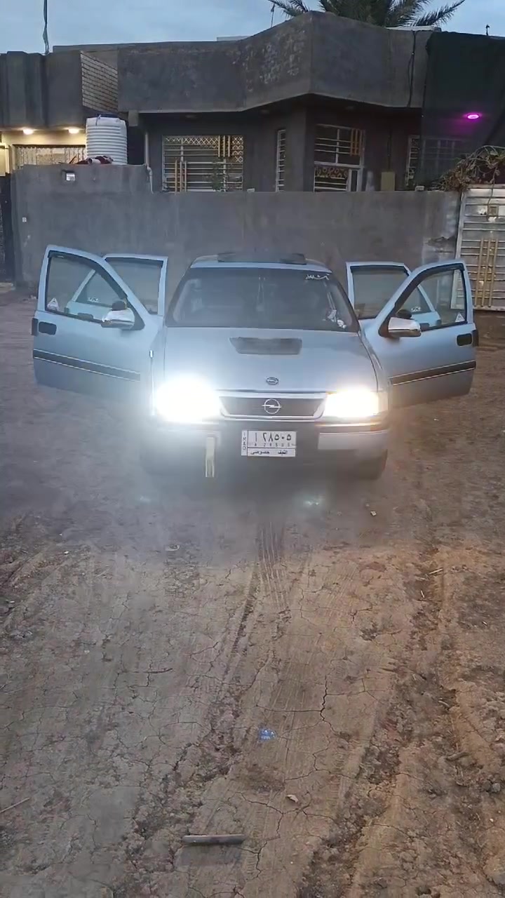 أوبل فكترى موديل ٩١ رقم نجف تحويل مباشر لون مميز
سياره جديده بمعنى الكلمه مكينه ١٨٠٠المرغوب مكينه كير مكفولات كهربائيات كلها شغاله لايت زنون داخل بالجيس 
سياره مال بيت متعوب عليها جديده جديده احلا من الصوره الله شاهد السعر المطلوب ٣٣ بيها مجال بسيط اتصل وبيك خير ودلل
***********
