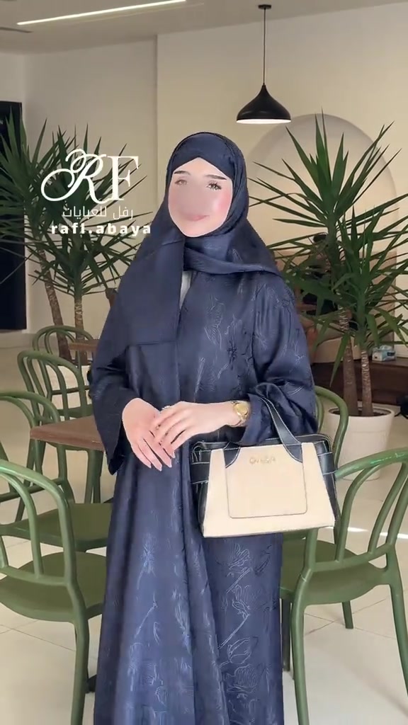 للحجز واتساب *********** عبايه + شال جاكار 🦋 الخامه جاكار كويتي تحتوي على طبلقيه وحده  متوفره بجميع القياسات  توصيل جميع انحاء العراق  #رفل_للعبايات #عبايات #العراق #كربلاء #عبايات_فخمة 
