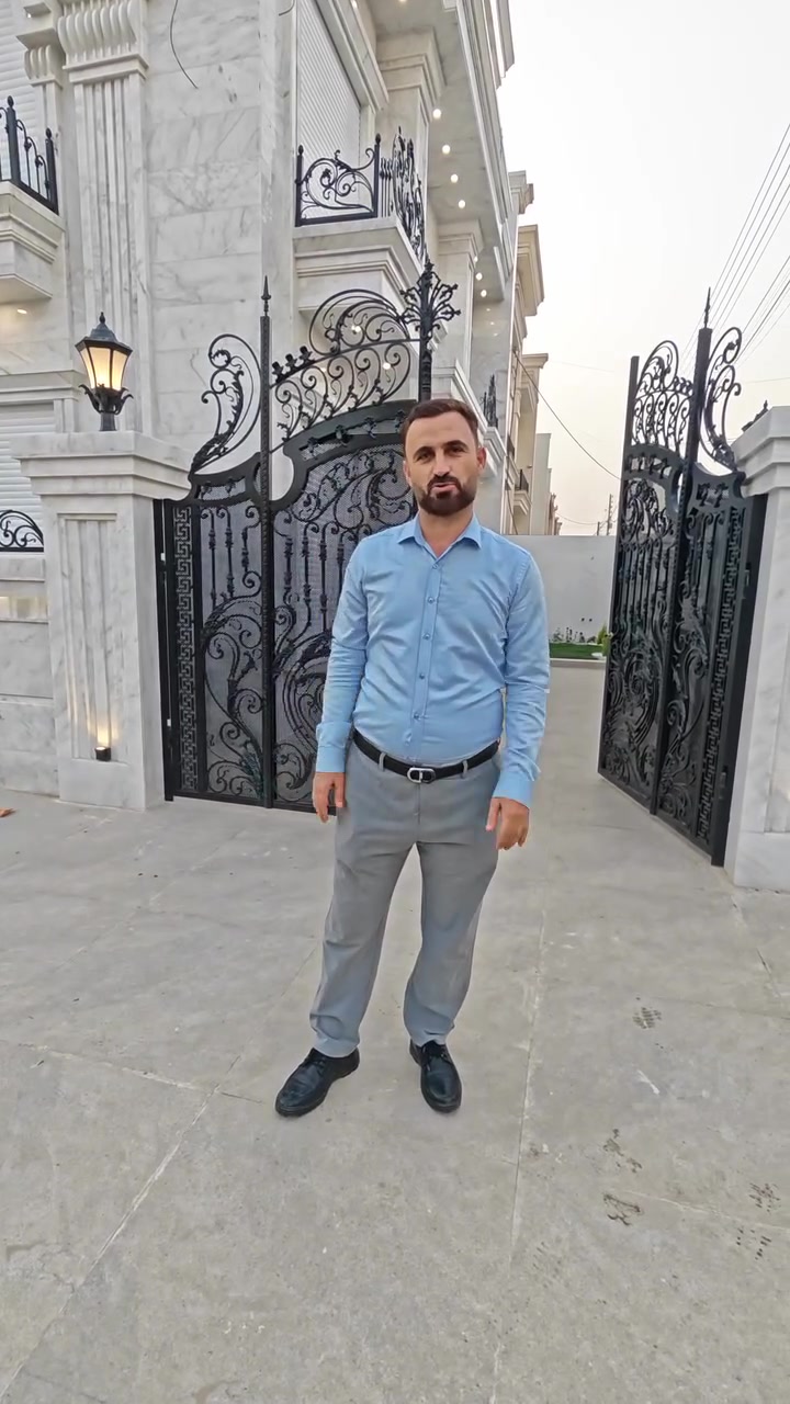 حي ٣٢ بارك • ٢١٦م • واجهة شرق وغرب