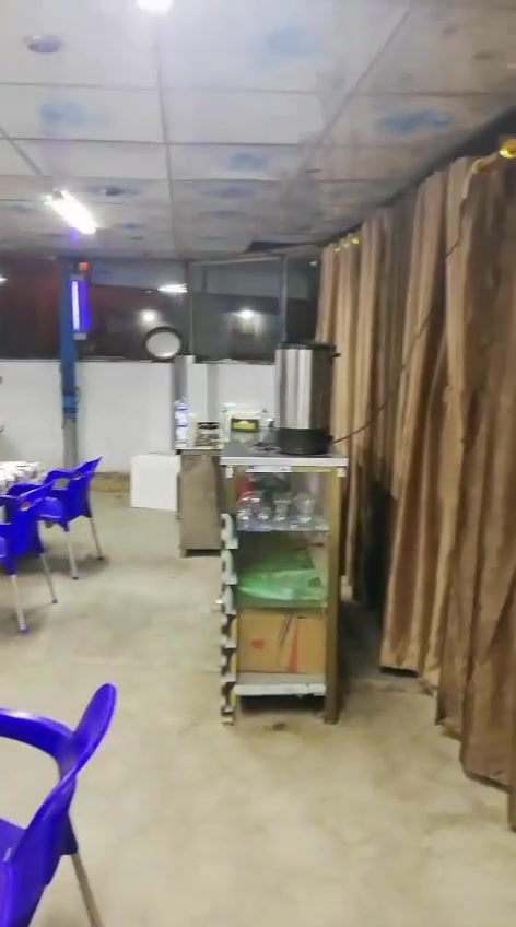 كافتريا كاملة للبيع مجاور العلاج الطبيعي اتصل على ***********
