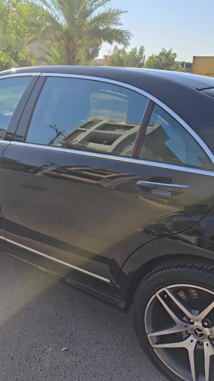 سلام عليكم للبيع او مراوس 
مارسيدس 2007 AMG أصل مكفولة كفالة عامة من صبغ 
ماشيه 97 الف حقيقي كير محرك مكفول محرك 8 سلندر 
تخم تاير تبريد ثلج صدرها جديد سياره جديده جاهزه من كلشي موصفات فول الاخير السعر 195 بيها مجال للشراي 
باب طويله بنوراما كشن تدفئه تبريد ناضور 
الاستفسار *********** مكاني بغداد السيديه
