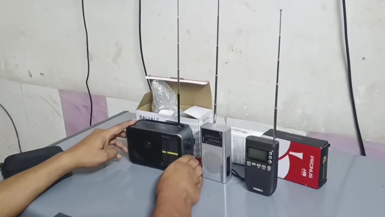 سلام عليكم راديوات للبيع مكاني بغداد  شراي اتصل وتدلل ***********
