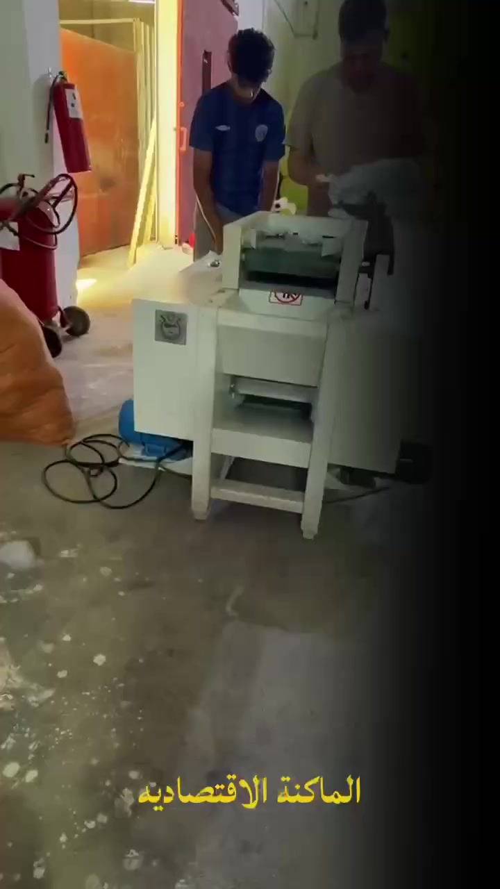 بسم تعالى …..تم وصول :
مكائن تصنيع المخده الحجم الكبير ⚙️⚙️⚙️⚙️
مكلئن تصنيع المخده الحجم المتوسط 
مكائن تفتيح وندف الديباج الحجم الكبير 
مكائن وتفتيح الديباج الحجم المتوسط ⚙️⚙️⚙️
مكائن وتفتيح الديباج الحجم الاقتصادي 💥💥💥
للاستفسار التواصل واتساب ***********☎️☎️
