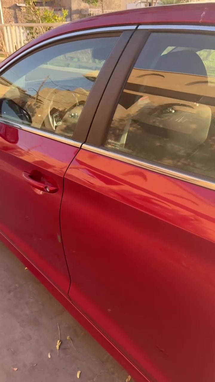 🚘✨ هيونداي سوناتا SE موديل 2018 ✨🚘

سيارة مريحة، عملية، واقتصادية بالاستخدام، ومناسبة للدوام والمشاوير والسفر 👌

🔹 محرك 4 سلندر
🔹 قير أوتوماتيك
🔹 دفع أمامي
🔹 شاشة
🔹 كاميرا خلفية
🔹 تحكمات ستيرن
🔹 بلوتوث
🔹 مثبت سرعة
🔹 مكيف بارد وحار ❄️🔥 
🔹 نظام ABS
🔹 نظام الثبات الإلكتروني
🔹 وسائد هوائية
🔹 اقتصادية بالوقود
🔹 وباقي المواصفات المعروفة

✅ السيارة مكفولة كفالة عامة
✨ سيارة نظيفة ومريحة وكعدتها حلوة
📍 جاهزة للفحص والمعاينة

📞 للتفاصيل والاستفسار:
***********

🔥 RAMADI.CARS انستا(
— سيارتك… طريقك للبيع 🚗
