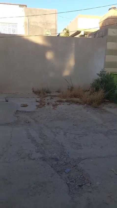مشتمل البيع المساحه البناء ٧٤ والمساحه الكليه البيت ٢٢٩ متر الخالص خلف مصرف الزراعي الخالص بناء حديث قاطين بحاله جيده السعر ١٣٠ هاتف ***********
