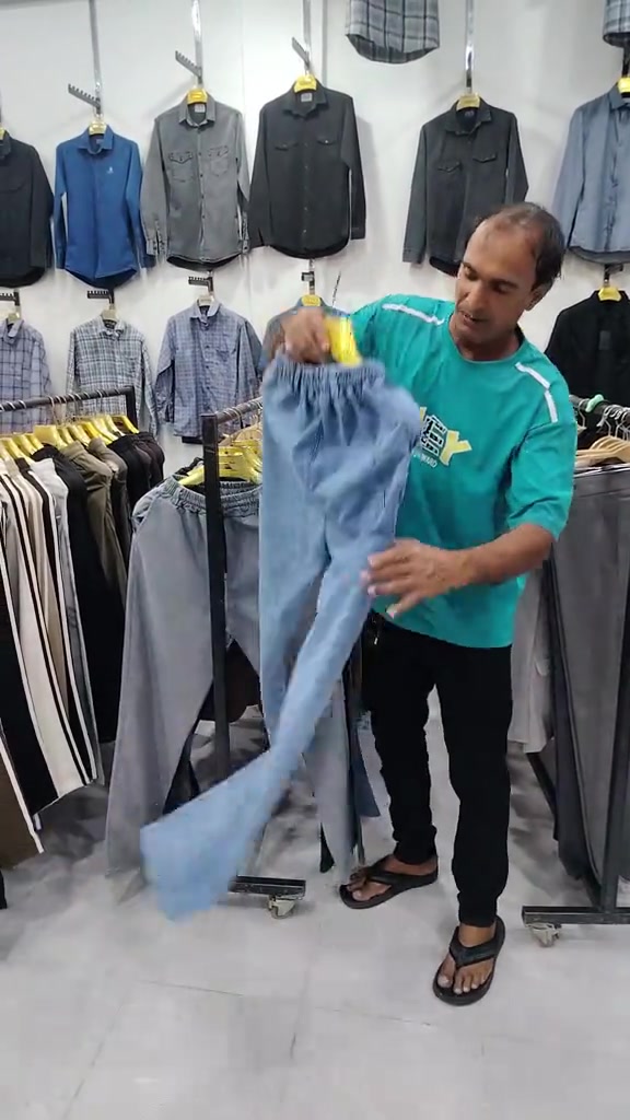 الديوانية • ملابس • مجمع اكشخ