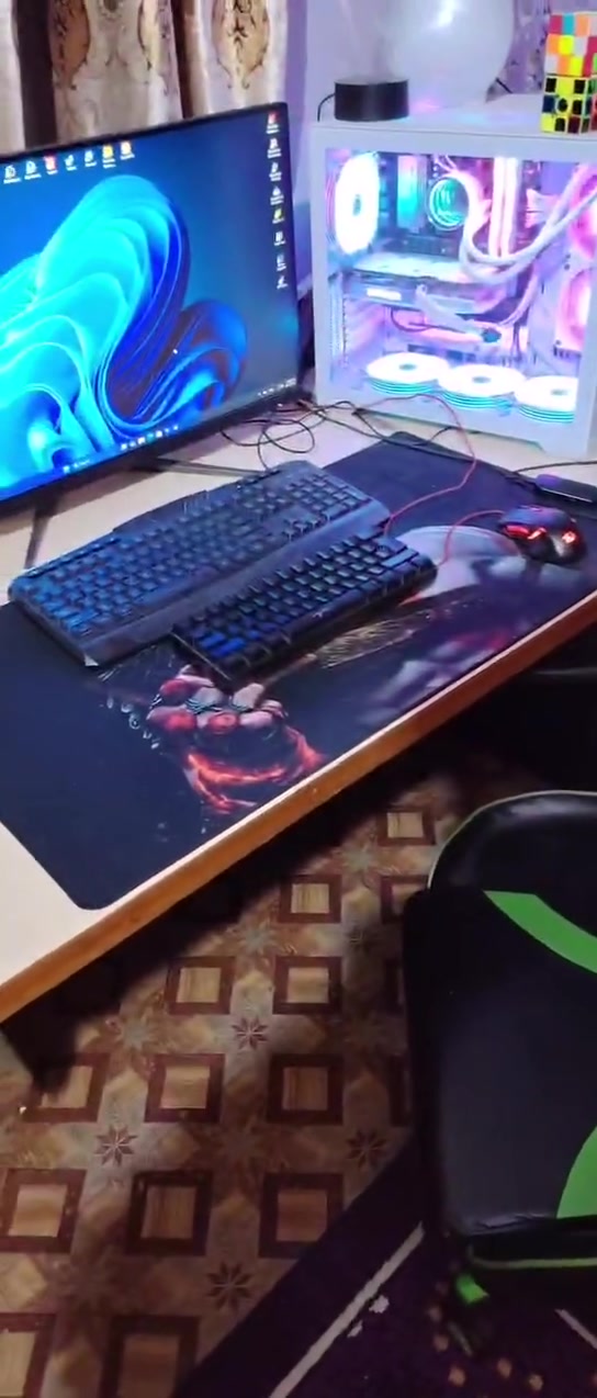 كرت الشاشة:.. 8G. RTX 4060 —  أبيض، Zotac Gaming
المذربورد: ASUS PRIME B650M-A CSM
المعالج:AMD Ryzen 5 8500G
الرام: T-Force Delta DDR5 — 32GB 5600MHz
5.M.2..1000g+500+250
التبريد المائي: GAMDIAS CHIONE — راديتر 240mm
مزود الطاقة: Segotep GM750W — 750W Fully Modular
الكيس: GAMDIAS —  RGB / Aura Sync / ARGB
+شاشه من شركه 180هرتز AOC +2k 

للتواصل والاستفسار   ***********

نص مكتوب في الصور:
- OBS Studio GameLoop RedM Steam Discord Rockstar Games ... TurboVPN
- Settings
- ammar liu
- Amar12462@gmail.com
- Find a setting
- Home
- System
- Bluetooth & devices
- Network & internet
- Personalization
- Apps
- Accounts
- Time & language
- Gaming
- Accessibility
- Privacy & security
- Windows Update
- System > About
- DESKTOP-CNFJMMV
- System Product Name
- Rename this PC
- Device specifications
- Copy
- Device name
- Processor
- AMD Ryzen 5 8500G w/ Radeon 740M Graphics
- 3.55 GHz
- Installed RAM
- 32.0 GB (31.2 GB usable)
- Device ID
- 47E4D331-0A9C-4155-99E2-284815CAA0B7
- Product ID
- 00330-80000-00000-AA877
- System type
- 64-bit operating system, x64-based processor
- Pen and touch
- No pen or touch input is available for this display
- Related links
- Domain or workgroup
- System protection
- Advanced system settings
- Windows specifications
- Edition
- Windows 11 Pro
- Version
- 24H2
- Installed on
- 1/14/2025
- OS build
- 26100.3037
- Experience
- Windows Feature Experience Pack 1000.26100.48.0
- Microsoft Services Agreement
- Microsoft Software License Terms
- Search
- NVIDIA Control Panel File Edit Desktop 3D Settings Help Back Select a Task... 3D Settings Adjust image settings with preview Manage 3D settings Configure Surround, PhysX Display Change resolution Adjust desktop color settings Rotate display View HDCP status Set up digital audio Adjust desktop size and position Set up G-SYNC Set up multiple displays Video Adjust video color settings Adjust video image settings NVIDIA CONTROL PANEL Game Ready Driver Version 560.94 NVIDIA GeForce RTX 4060