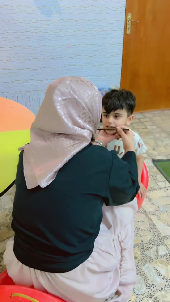مدربة اطفال توحد ونطق.. 💥
اطفال الداون.. 💥
صعوبات التعلم..💥
التلعثم اللغوي..💥
تعديل مخارج الحروف.💥
 💥جلسات  التحدي الفردية /الطفل مع المدربة  ذات خبره وتخصص 💥مع أونلاين تشاهدون  التدريب وجلسات بعيونكم  مباشر 😍😍 
الاستفسار مراسله الصفحة او الاتصال على الرقم التالي *********** _*********** او زورونا في موقعنا الكائن الحصوه حي الزهراء خلف مطعم كرسبي جكن 
 #روضات_اطفال
