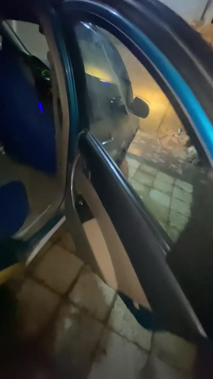 سلام عليكم مرخصه صاحب الكروب 
افيو موديل ٩ خليجي 
رقم بابل انكليزي 
مصفره هئه او غرامات 
مكينه مسكر كفاله 
كير فول اوتو ماتيك كفاله 
تخم تاير جدد 
صبغته حلوه سياره 
دواخل كله نضيف وحلو 
سياره مال جناي بوجه لشارع 
تبريد ماعرف شنو نقصه 
بيه جاملغ خلفي وره سايق 
اوًبيه طخه بلبنيد بدون دواخل سياره 
مداور مباشر 
للبيع او مراوس سعره ٤٣ وبيه مجال 
مقاطع فيديو توضيحي للسياره بلمنشور 
مكاني حله ناحيت نيل 
رقمي اتصال ***********
واتساب فقط *********** 
ما متواجد ع لفيس فقط واتس او اتصال
