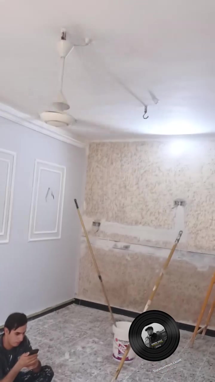 من أعمالنا بالسحبات والديكورات الداخلية ✨🔥
تصميم حديث وتنفيذ مرتب يضيف لمسة فخامة وراحة للمكان 👌🏡  
📍كربلاء ***********
#صباغ #واجهية #ديكور #كربلاء #صباغين #صبغ
