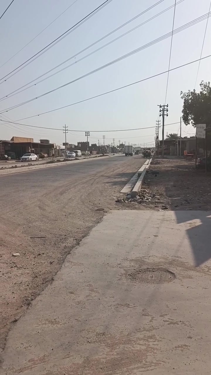 يالله على بركة الله
دار للبيع المساحة 750متر طابقين البناء بلوك 

البيت يحتوي على 4غرف نوم 
وهول ومطبخ واستقبال كبير 
وصحيات داخليه وخارجية 
ويحتوي حديقة كبيره 
خدمات كامله مي ومجاري وكهرباء وتبليط 
البيت بشارع بيت درجال للاستفسار وباقي التفاصيل الاتصال بالرقم ***********
