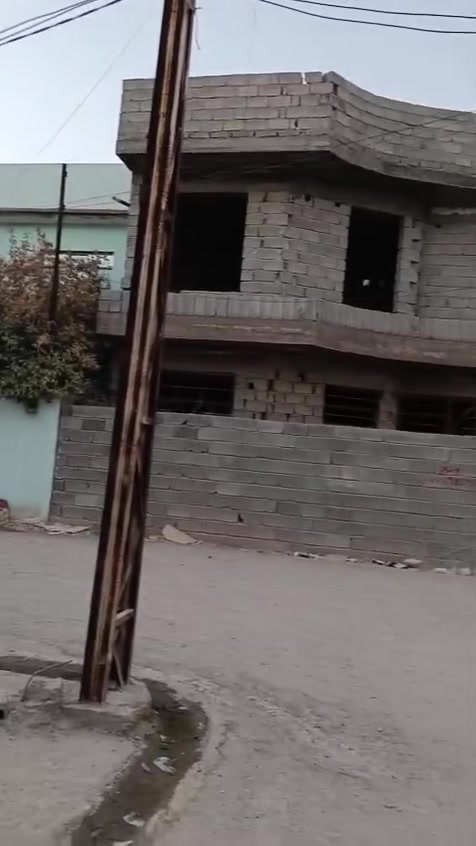هيكل للبيع المنطقة سوامرة بعد مجمع الوثبة قريب من مركز بعقوبة‏‪***********‬‏ وبسعر، مناسب جدا ١٧٠ م
 طابقين أربع غرف+ ومطبخ+ واستقبال+ وصالة وسطية +وصحيات في الطابقين + سطحين السطح الأول يرهم غرفة
