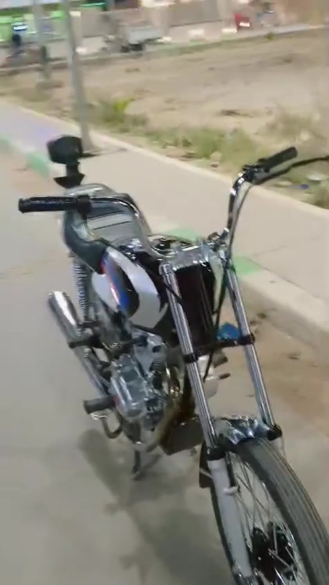 دراجه للبيع  معمره توها  دراجه جديده كلش *********** لمو شراي لا يراسل
