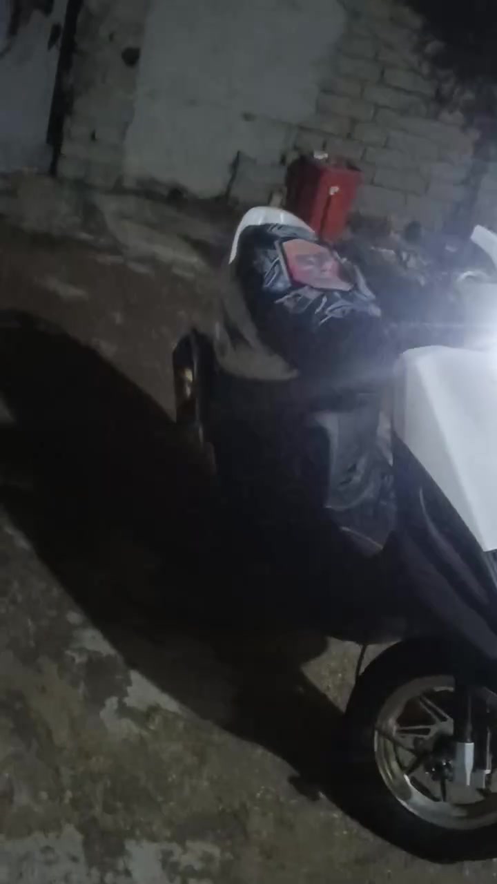 سلام عليكم شلونكم شباب دراجه ماكس قجمه درجه اولى سعر مناسب بوشه 55 صالنصه رياضي واحد عل واحد مكاني حله دبله ✔️✌🏼 الاستفسار ***********
