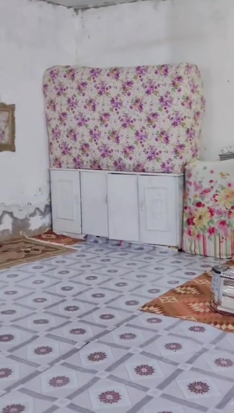 بيت للبيع • حواسم • شارع ٣٠