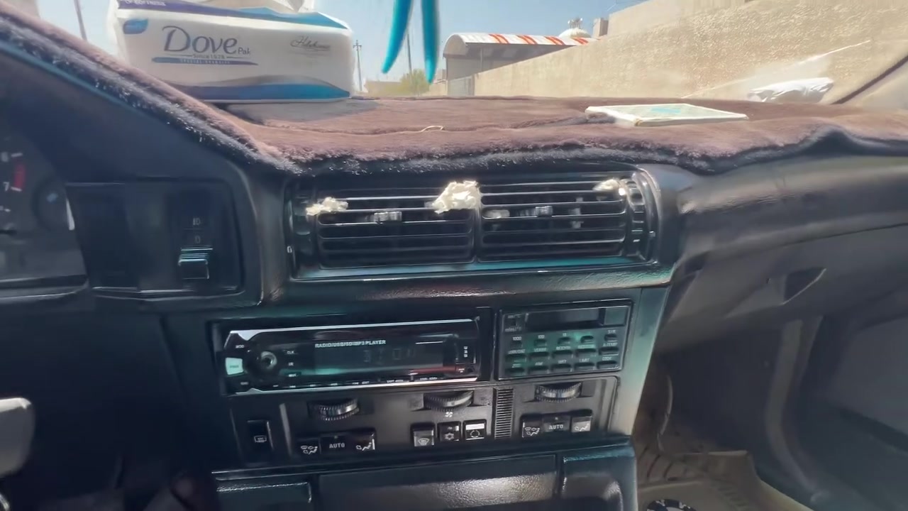 اسلام عليكم. اقره منشور زين واخابرني. بيم 535 للون رصاصي رقم بغداد محرك حاويه لا تنقيص ولا تبخير ادامه كامله باتري فيتبم جديد اصلي تايرات وره جدد تبريد ثلج كهربايات ولا نقص نصبه حلوه كلش عندي مشكله بل كير فقط بك مايرجع له تحمه وتمشي بيهه  مرات يبوش ابيع كير كايم صاحب سياره بغداد الكرخ ماندله  ابيع بدون تحويل فقط مكاتبه اسوي لك. عندي سنويه عضم عاج  ابيع بدون تحويل اخويه سعر 28 وبيهه مجال قليل كلش صلاح الدين الضلوعية رقم هاتف ***********
