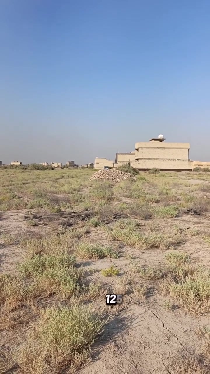 ياالله السلام عليكم قطعه للبيع صابيات منطقة الظباط ٦٠٠٠ مساحة ١٢٥متر الواجهة ٦وربع ونزال ٢٠ السعر خاص واتساب ***********
