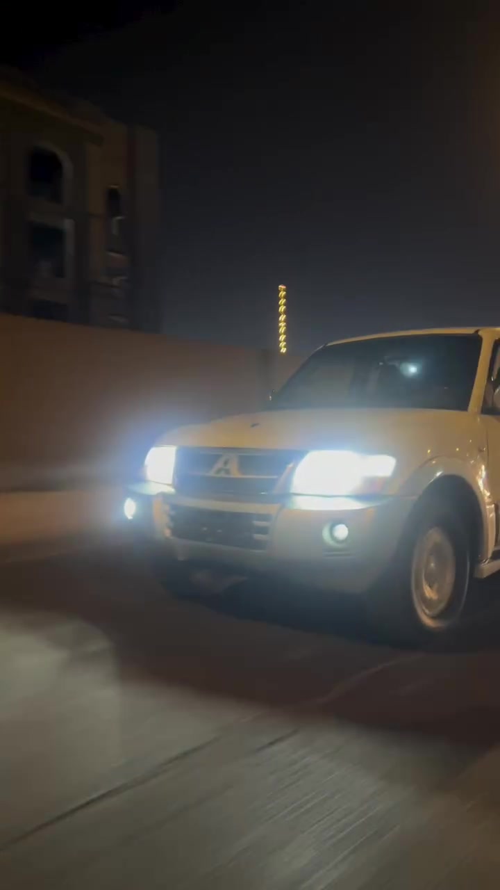 سلام عليكم باجيرو مديل٢٠٠٤
سياره كله بلاديه 
سعره ٧٥ 
***********
