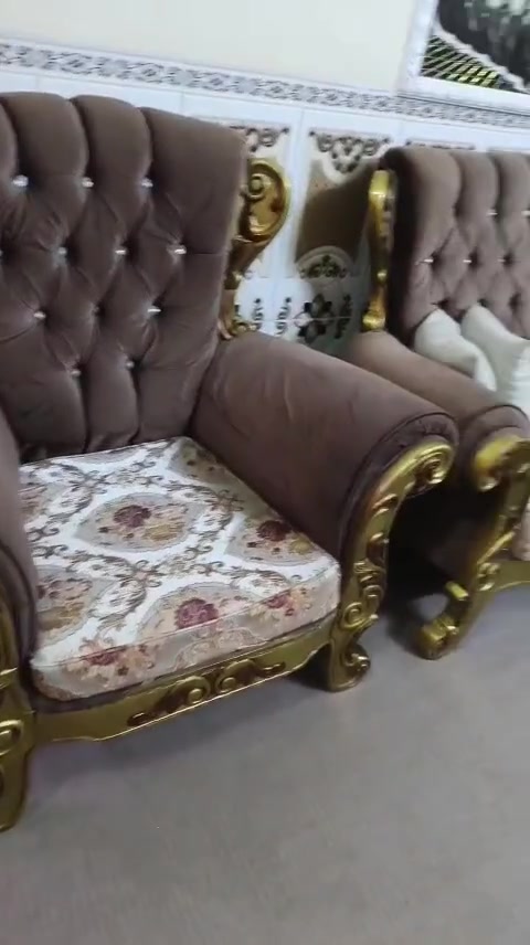 كنب خشب زان • ثقيل • حي الإعلام