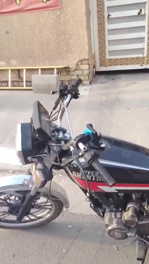 🏍️ دراجة 5 كير موديل 2025 للبيع
🔹 بيها نقوصات ويرادلها ترتيب
🔹 الأوراق كاملة
🔹 موديل 2025
📞 للاستفسار: ***********

