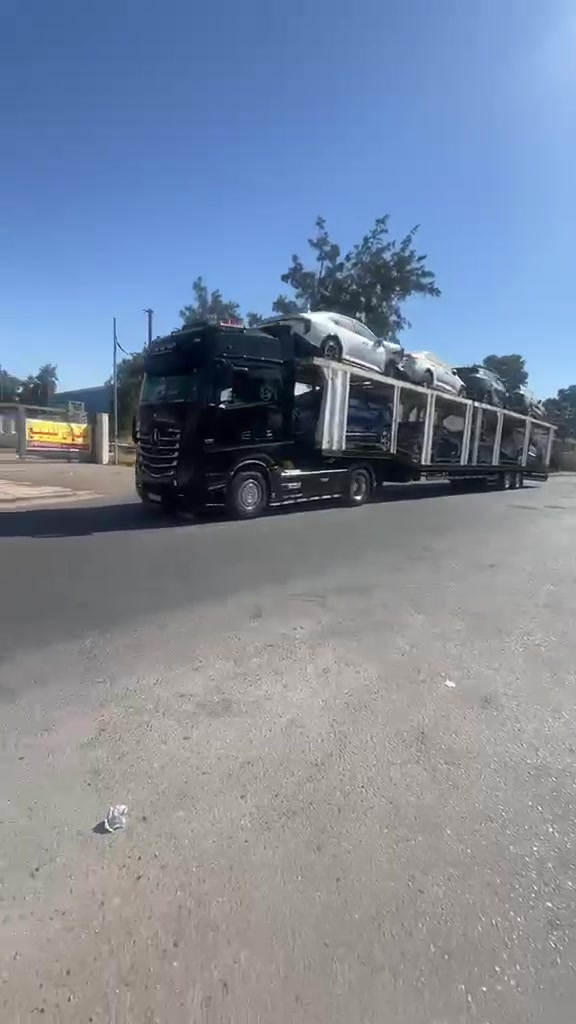 🚗✨ تم بحمد الله تخريج دفعة جديدة من سيارات شركة قمة تلعفر، وتسليمها إلى أصحاب ذوي الشهداء 🇮🇶

نسأل الله أن يوفقنا دائماً لخدمتكم، وأن نكون عند حسن ظنكم 🤲🏻❤️

بإدارة: محمد خليل

📞 للتواصل:
***********
***********

🤝 إن أرضيناكم فتحدثوا عنّا، وإن لم نرضِكم فتحدثوا إلينا.

شركة قمة تلعفر — ثقة نعتز بها، وخدمة مستمرة. 🚘 زيوني تركماني محمد خليل قمة تلعفر للمزادات
