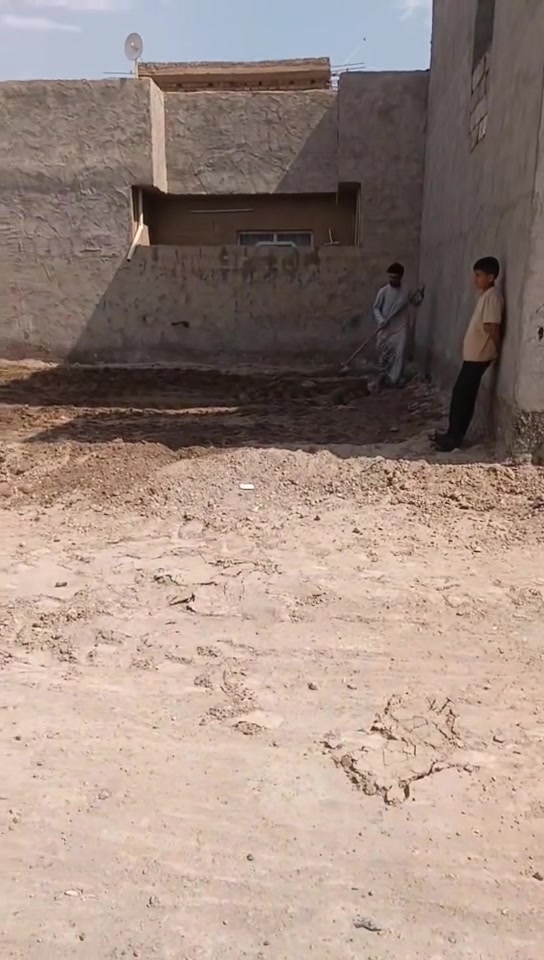 قطعة ١٠٠متر بجولان الثانية طابو زراعي بشارع واثق العيساوي السعر ٩وبيه مجال ‏‪***********‬‏
