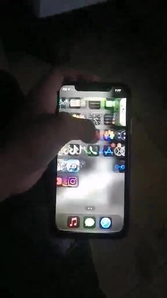🔥 أكبـر مراوسة 🔥

للـمراوسة iPhone 11 🖤 أسود
💾 128GB

* شاشة OLED مبدلة، سعرها 120 ألف.
* البطارية مبدلة.
* الظهر مكسور بس، وما مأثر على شغل الجهاز.
* الجهاز بأحسن أداء، شغال 100% (اتصال، نت، كاميرات، صوت، فورمات وتحديثات كلها تمام).
* يدعم ومحدث iOS 27.
* وكالة، غير متعلق، وعلى أي فحص.

🔄 مراوسة فقط – راس براس حسب القناعة.

📍 الموقع: بغداد - الحرية.

📲 للتواصل واتساب فقط: ***********
