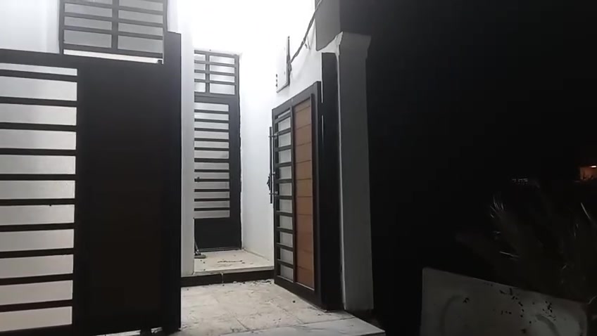 يا الله فرصه استثمار سلام عليكم دار ٦٥ البيع   يتكون من مطبخ وستقبال وصحيات وغرفتين نوم سند ٢٥ملك صرف زراعي اي اشكال ما بي بيت زيرو بناء حديث  درجه اولى                            الموقع ابو كفى كميره قرب اسواق المائده                                    بسعر مناسب الحجز ولاستفسار ***********
