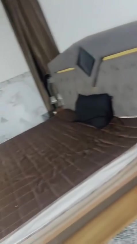 السلام عليكم موجود أثاث بيت كامل مستعمل للبيع التواصل ع الرقم ***********
